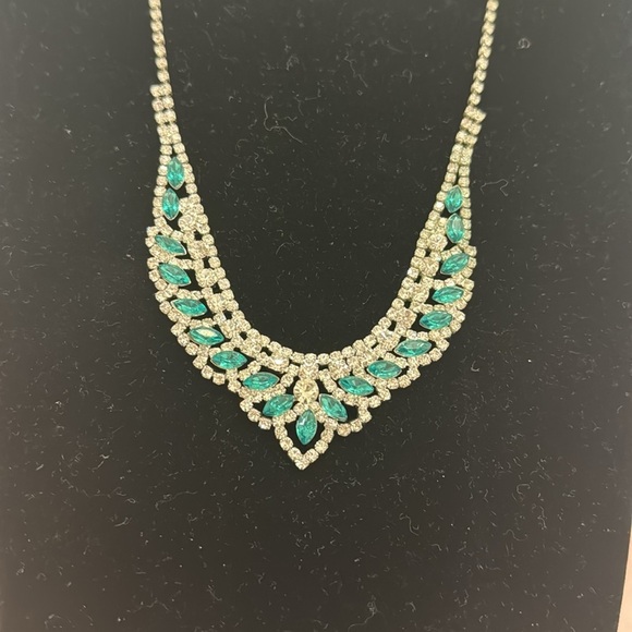 EMBELLISHED NECKLACE - Picture 2 of 16